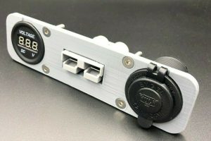 Engel Soc & Voltage Gauge Grey 50Amp Anderson Face Mounting Plate Panel 12V GREY