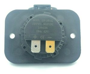 Shallow fit only 23mm deep Fast charge 2.4A DUAL USB SOCKET 90 DEGREE TERMINALS - Image 2