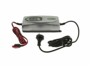 HULK 4x4 8 STAGE FULLY AUTOMATIC BATTERY CHARGER - 7.5 AMP 12/24V - HU6554
