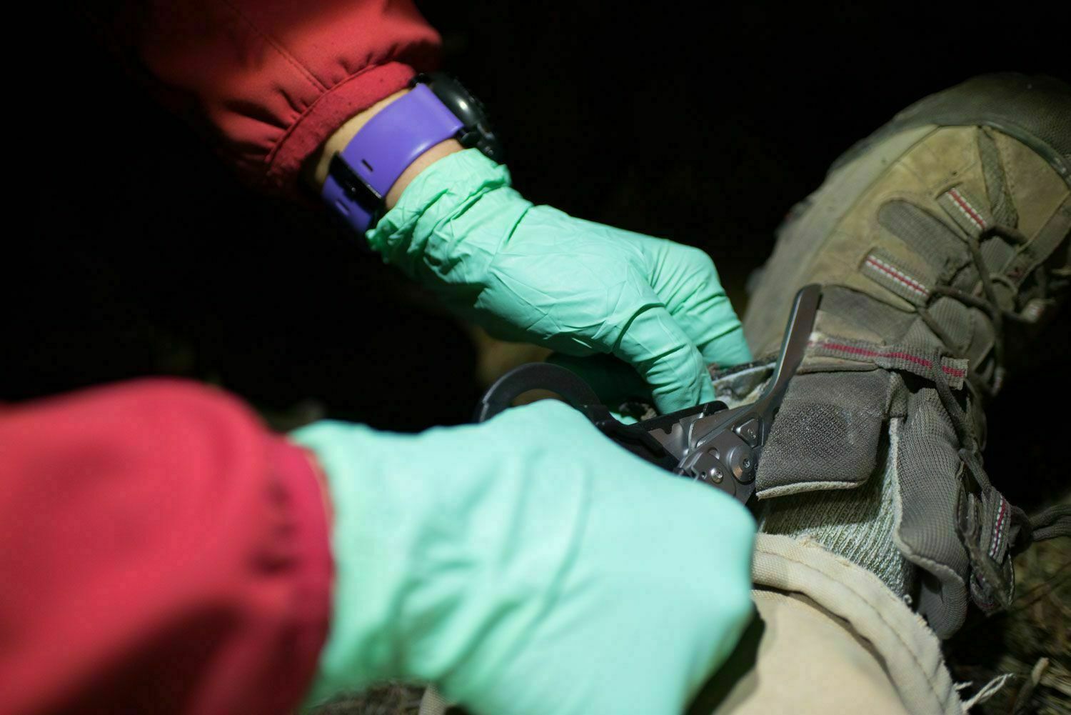 Leatherman Raptor Orange-Black w/ Utility Holster First Responder Medical Shears - Image 10