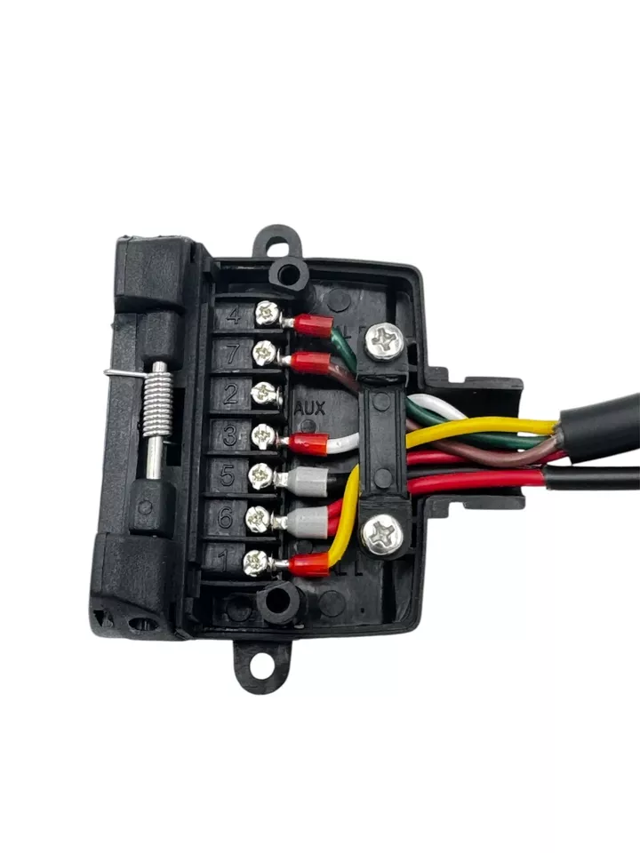 Portable Electric Brake Controller - 12 Pin to 7 Pin sockets Tekonsha P3 - Image 10