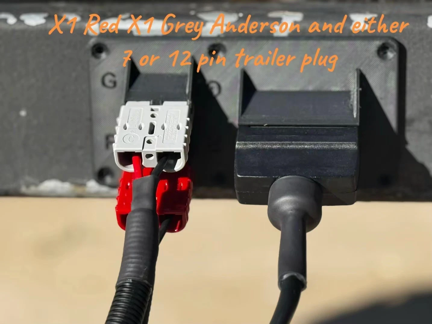 Caravan/Camper 7 or 12 pin trailer plug & x1 Red & x1 Grey drawbar mount /holder